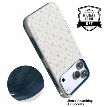 Petit Petals | Dainty Lattice Case
