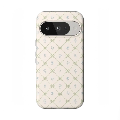 Petit Petals | Dainty Lattice Case