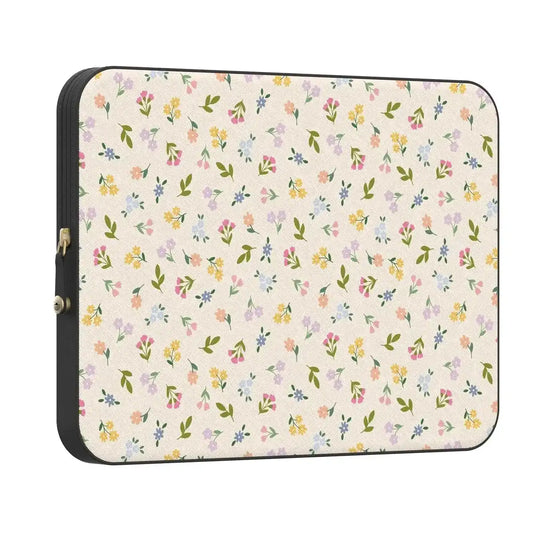 Ditsy Floral | Tiny Flowers Laptop Case