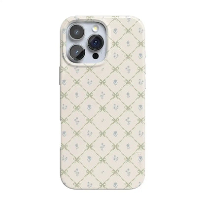 Petit Petals | Dainty Lattice Case