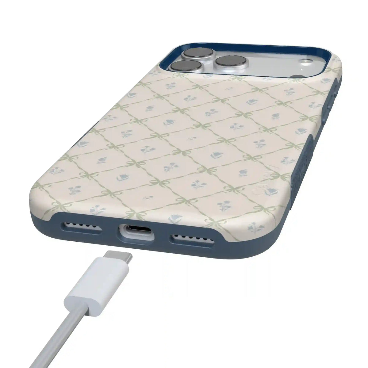 Petit Petals | Dainty Lattice Case